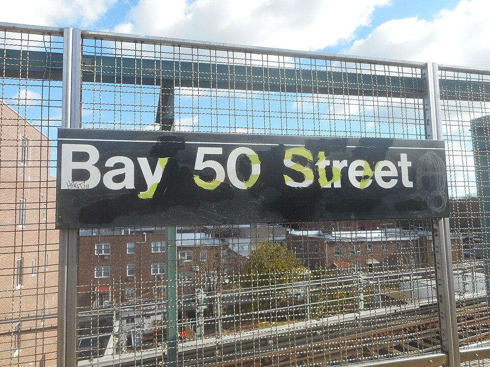 Bay 50th Street station