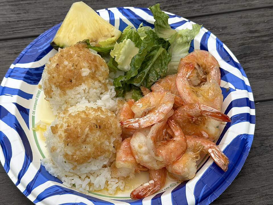 A garlic shrimp plate (Giovanni’s Shrimp Truck, Haleʻiwa)