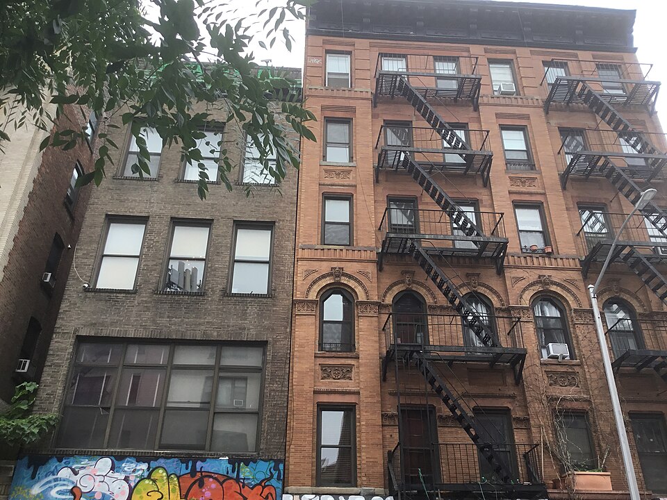 East Second Street (Bookshops)