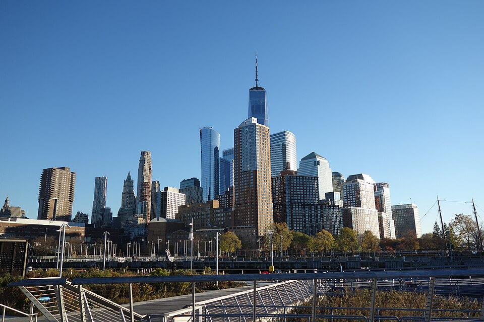 Pier 26 and the Tide Deck