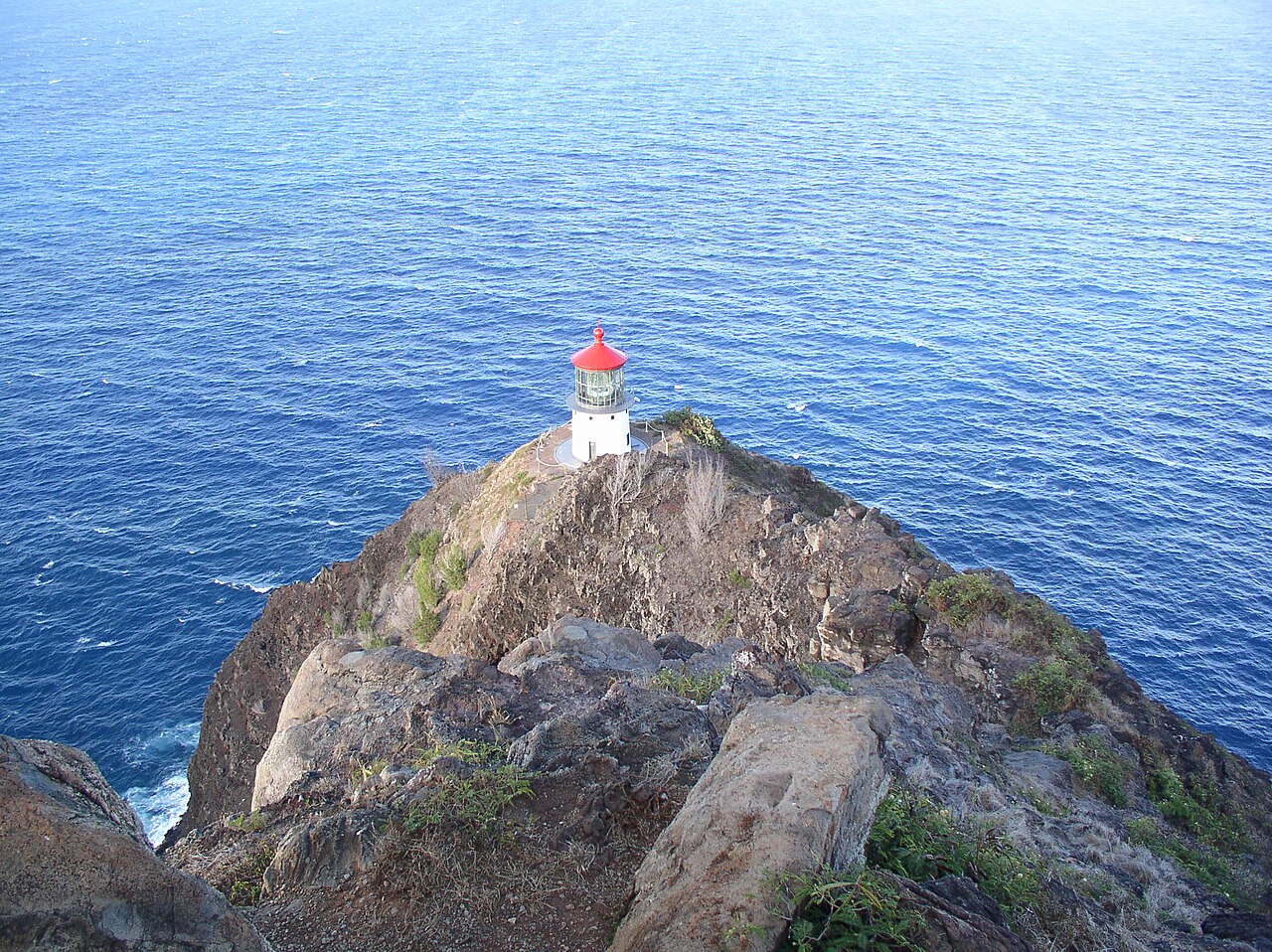 Makapuʻu Point Lighthouse Trail