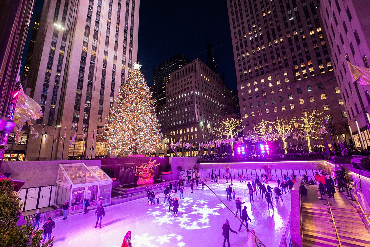 The tree above the skating rink at night, 2021