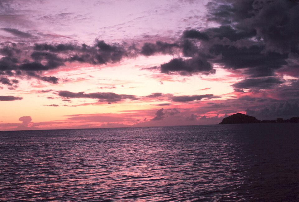 The Waiʻanae coast at sunset (Best of the West)
