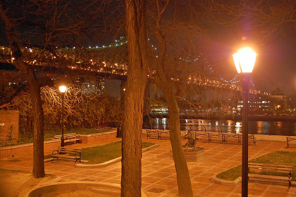 Sutton Place Park